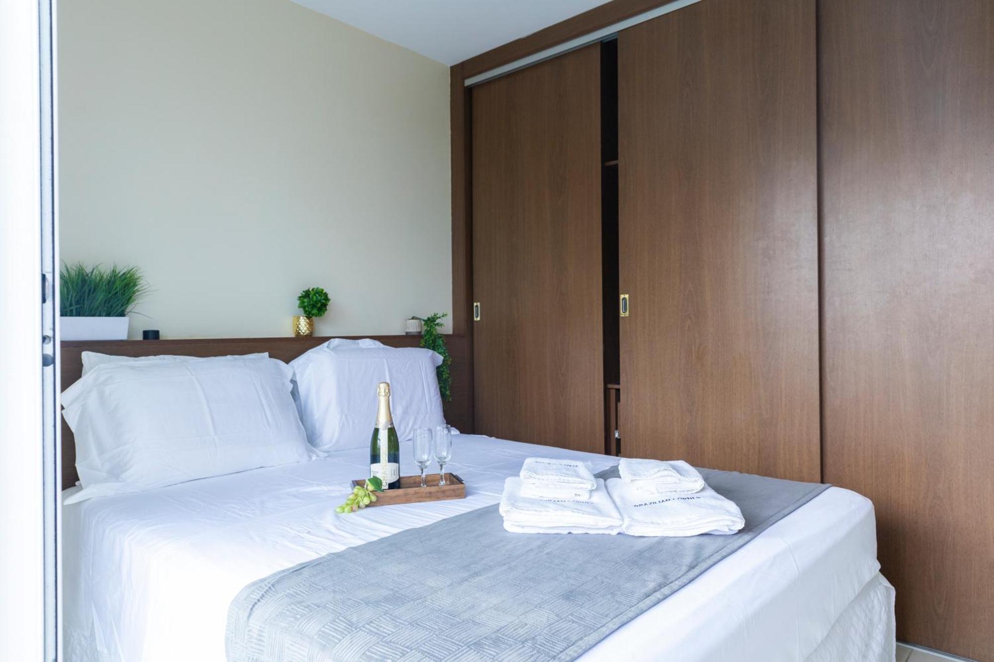 Apartamento Piscina, Ac , Barra Da Tijuca ,brazilian Corner *